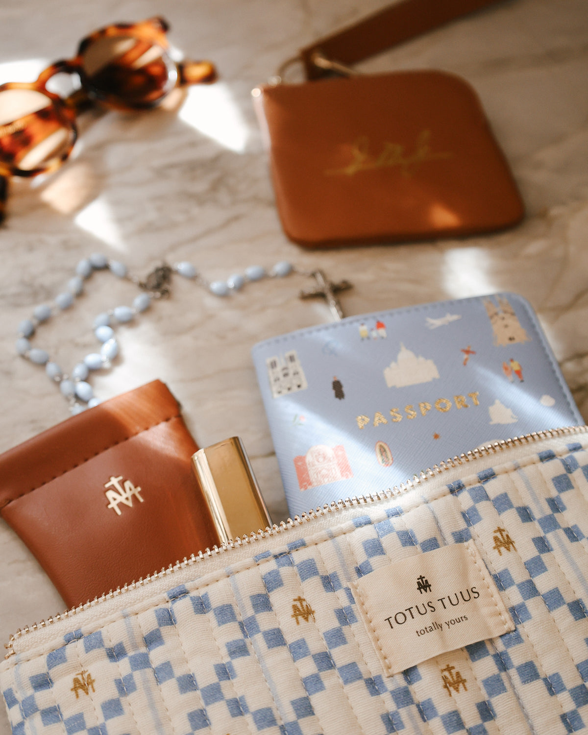Marian Quilted Flat Zipper Pouch