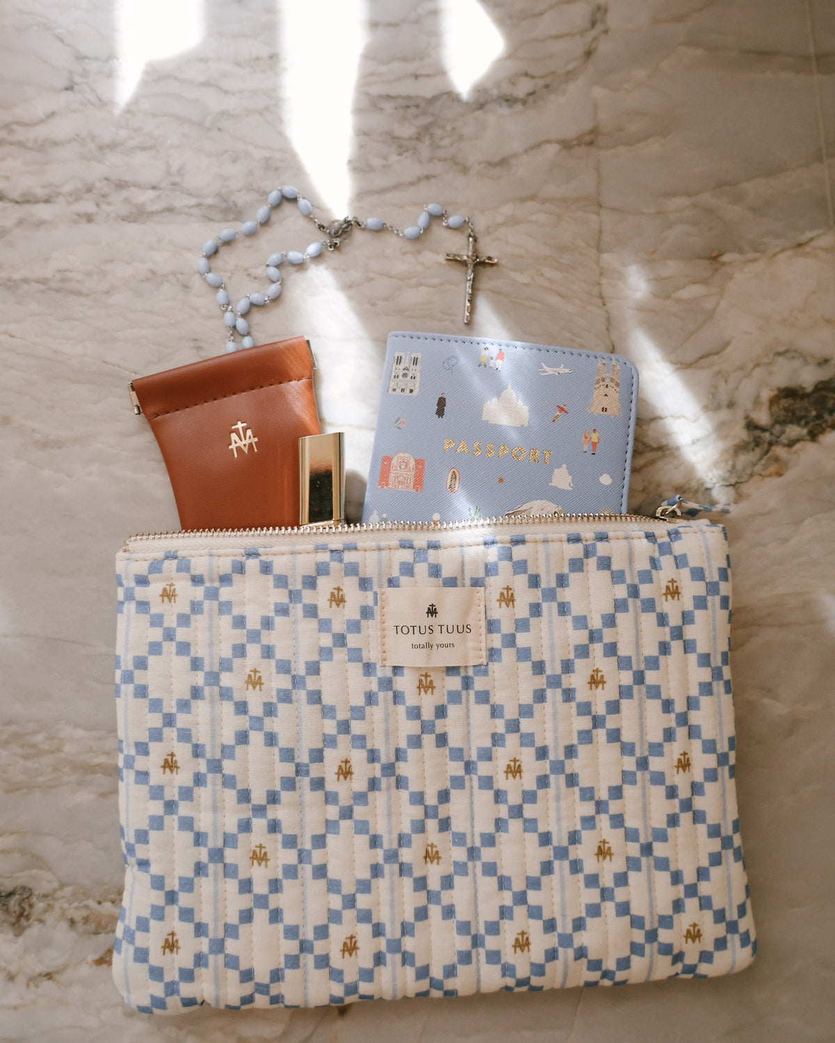 Marian Quilted Flat Zipper Pouch