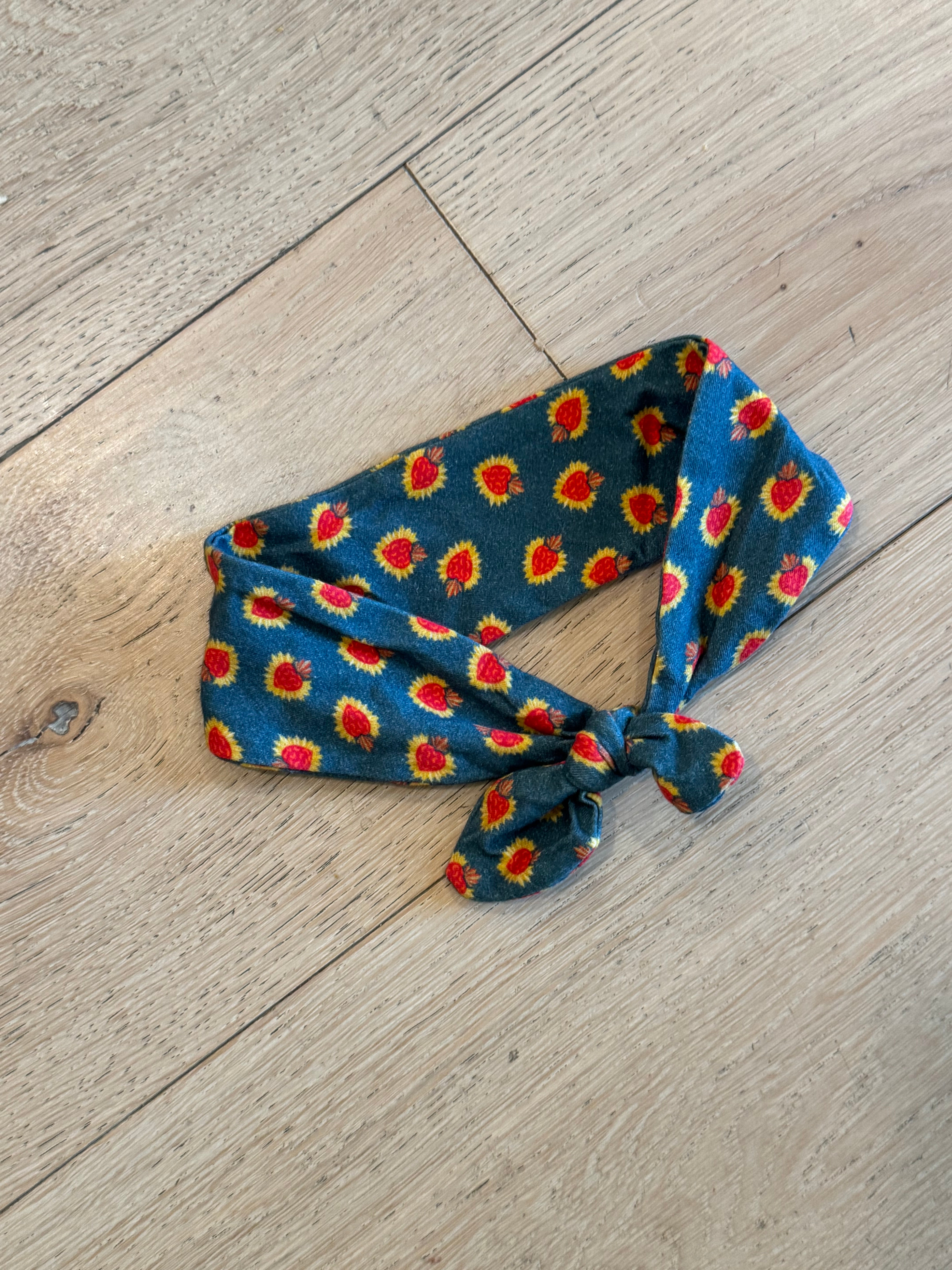 SECONDS Small Sacred Heart Headband