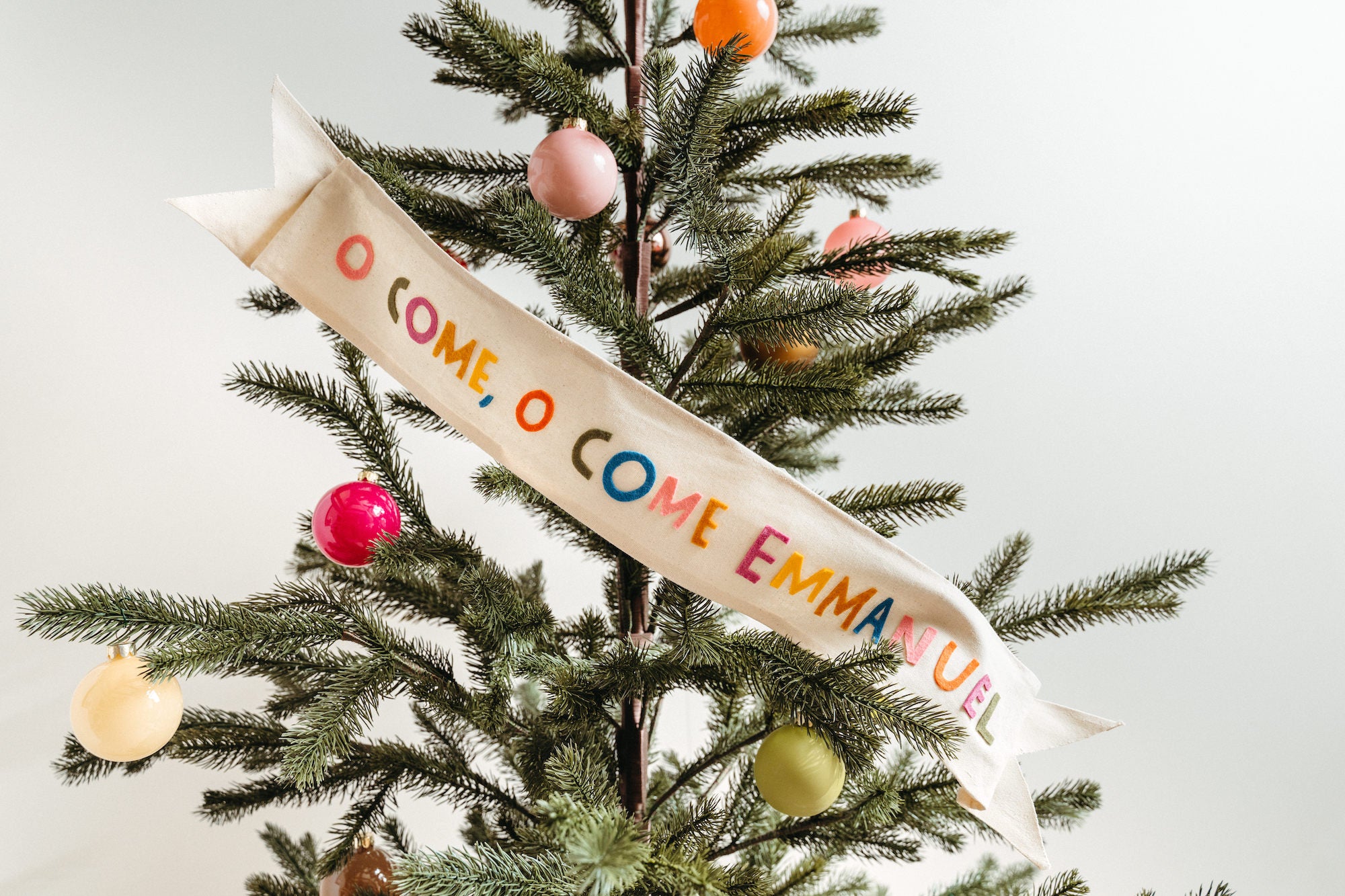 Emmanuel Banner - Merry and Bright
